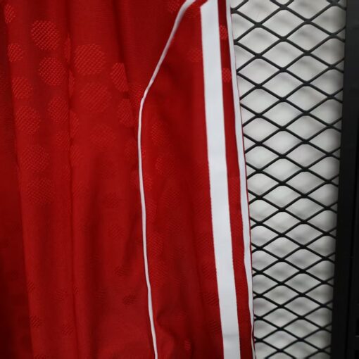 25-26 Liverpool Home Shorts, Player - Image 7