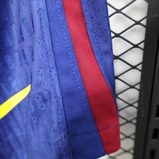 25-26 Barcelona Home shorts, Player - Image 5